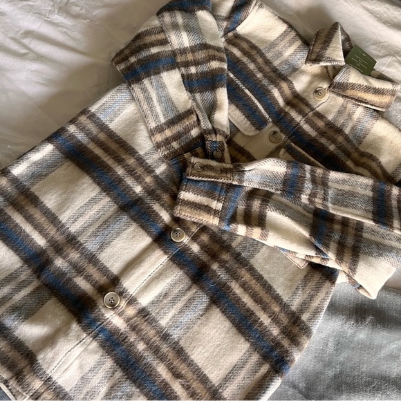 ‼️SOLD‼️H&M Shacket | Size XS - Picture 5 of 5